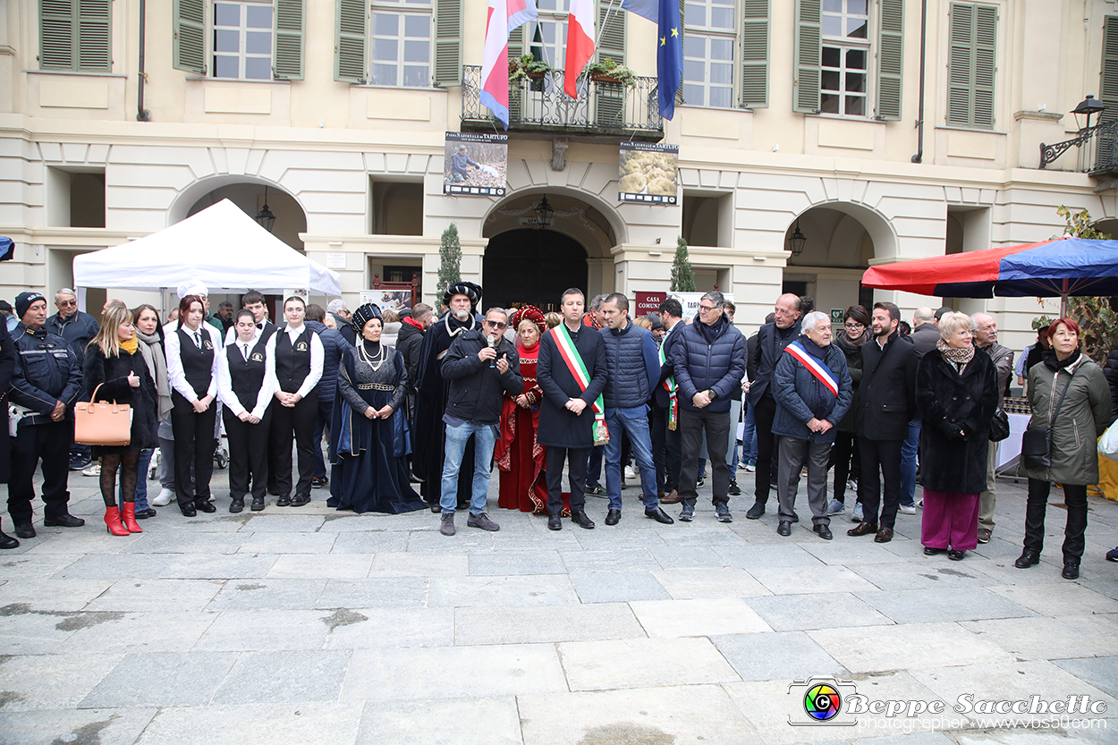 VBS_6758 - Fiera dei Santi - 12.ma Fiera Nazionale del Tartufo.jpg